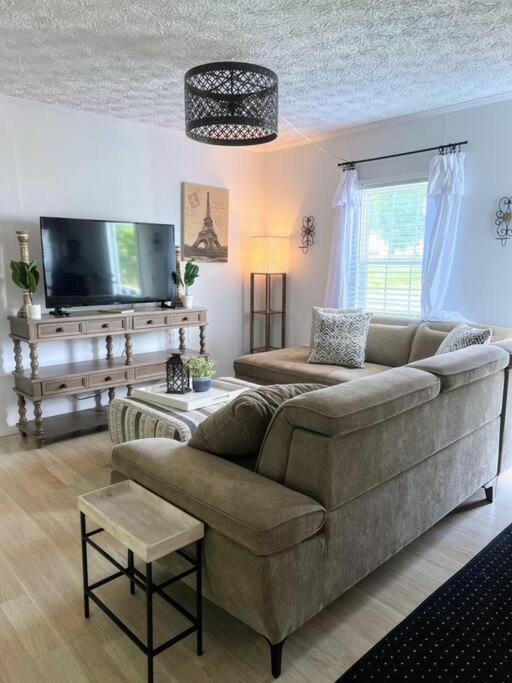 Beautiful Stylish 3 Bedroom Home In Гринвилл Экстерьер фото