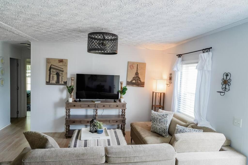 Beautiful Stylish 3 Bedroom Home In Гринвилл Экстерьер фото